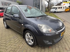 Ford Fiesta - 1.3-8V Futura 5 deurs, airco, elec pakket , alu wielen , nwe apk mooie eerlijke perfect ri