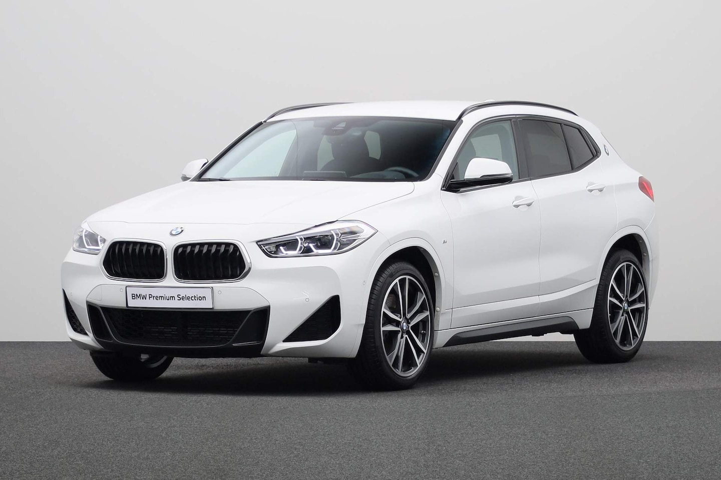 BMW X2 - sDrive20i | Model M Sport | Adaptief onderstel | Trekhaak met afneembare kogel | Elektrisc - AutoWereld.nl