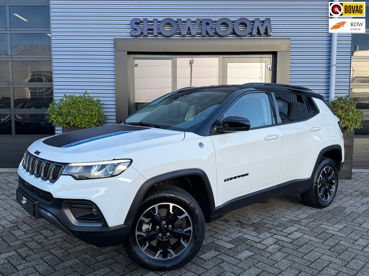 Jeep Compass - 4xe 240 Plug-in Hybrid Electric Trailhawk| Apple Carplay|360 camera - AutoWereld.nl