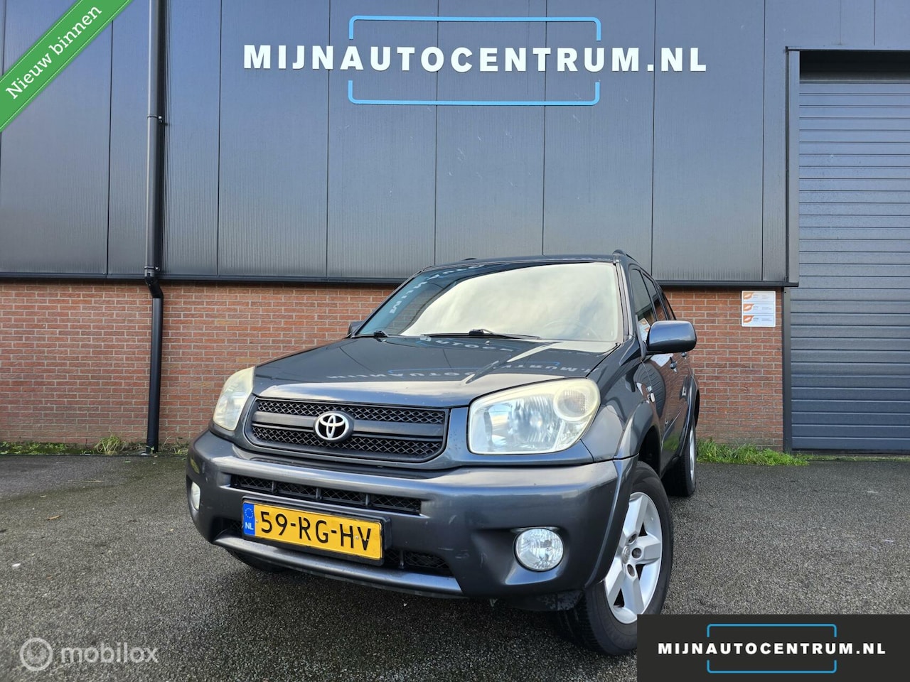 Toyota RAV4 - 2.0-16V VVT-i Special Edition / NAP / AUTOMAAT - AutoWereld.nl