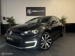 Volkswagen Golf - 1.4 TSI GTE|Cruise|CarPlay|PDC|18"|LED|DAB