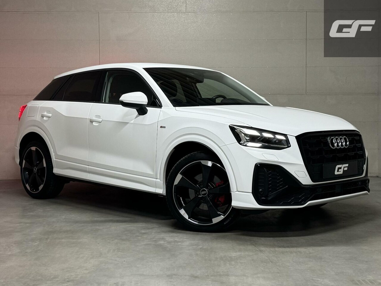 Audi Q2 - 35 TFSI S-Line Black Edition Virtual Carplay Camera - AutoWereld.nl