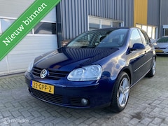 Volkswagen Golf - 1.6 Trendline GOED ONDERHOUDEN