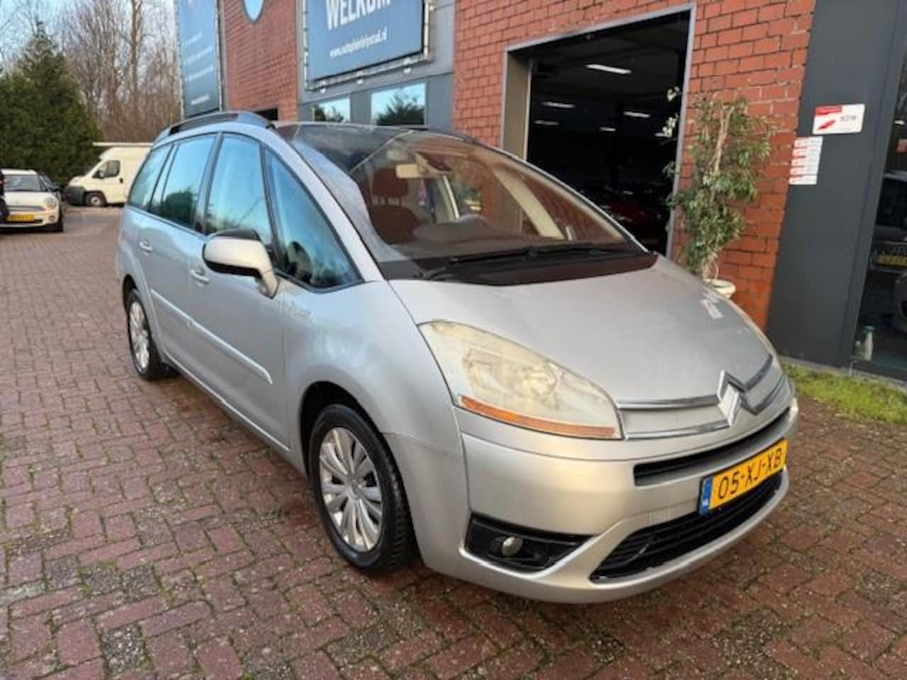 Citroën Grand C4 Picasso - 2.0-16V Ambiance EB6V 7p. 2.0-16V Ambiance EB6V 7p. - AutoWereld.nl