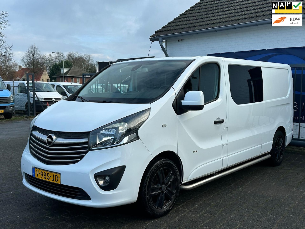 Opel Vivaro - 1.6 CDTI L2H1 DC Selection / CRUISE CONTROL / NAVIGATIE / NAP !! - AutoWereld.nl