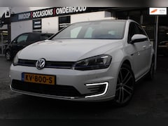 Volkswagen Golf - 1.4 TSI GTE | Airco | Elec ramen | Pano | adaptieve cruise control | Parkeersensoren | Sid