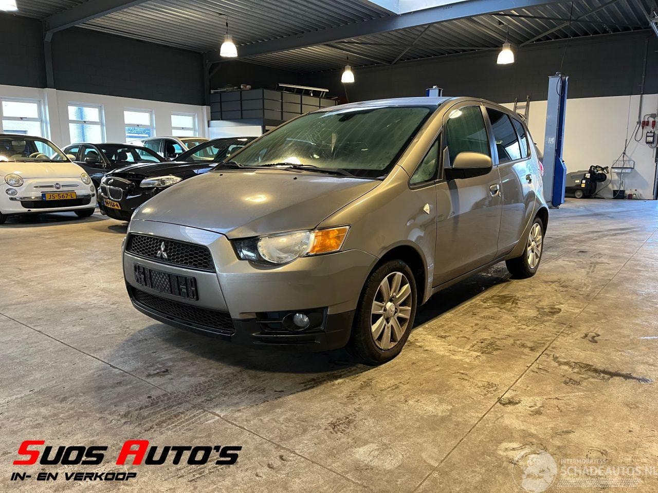 Mitsubishi Colt - 1.3 Edition Two 76.000 KM NAP! - AutoWereld.nl