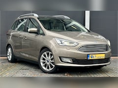 Ford Grand C-Max - 1.5 Titanium 7p. Pano / Adaptieve cruis / Clima / Stoel&Stuurverwarming