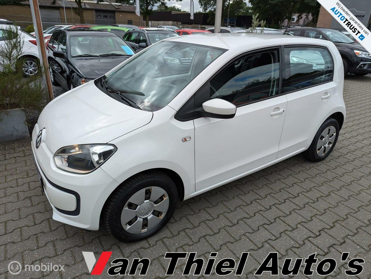 Volkswagen Up! - 1.0 cruis/park/airco - AutoWereld.nl