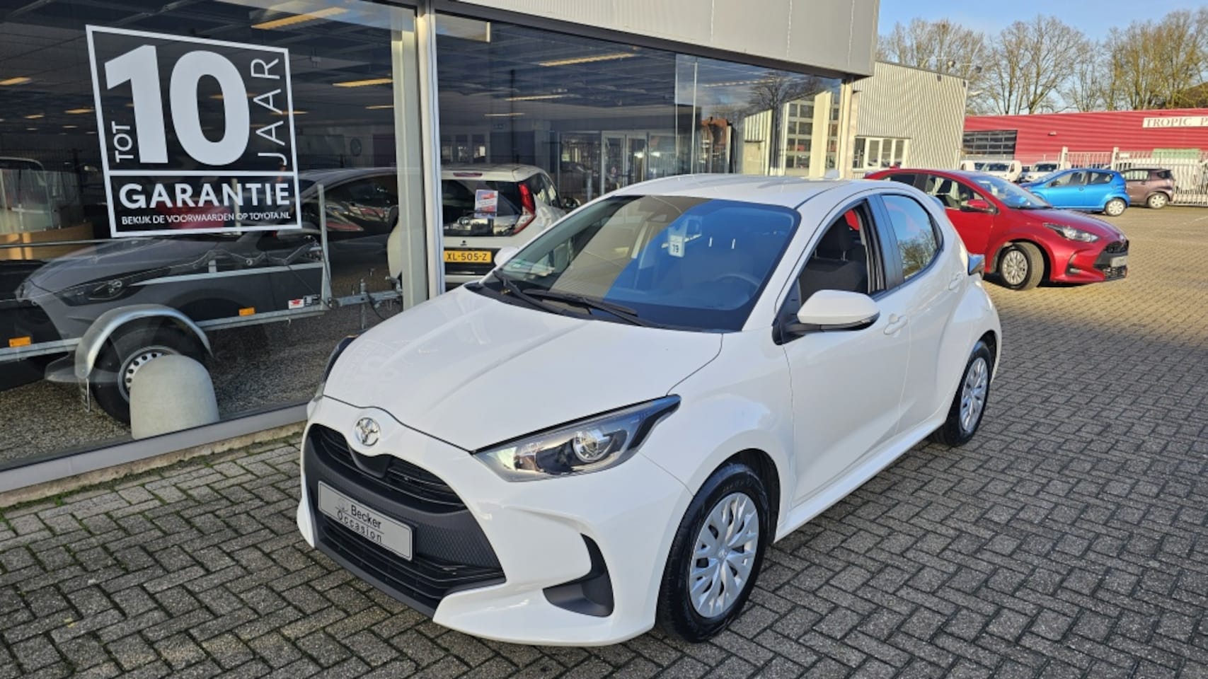 Toyota Yaris - 1.0 Comfort NLauto | 1e eigenaar | dealeronderhouden - AutoWereld.nl