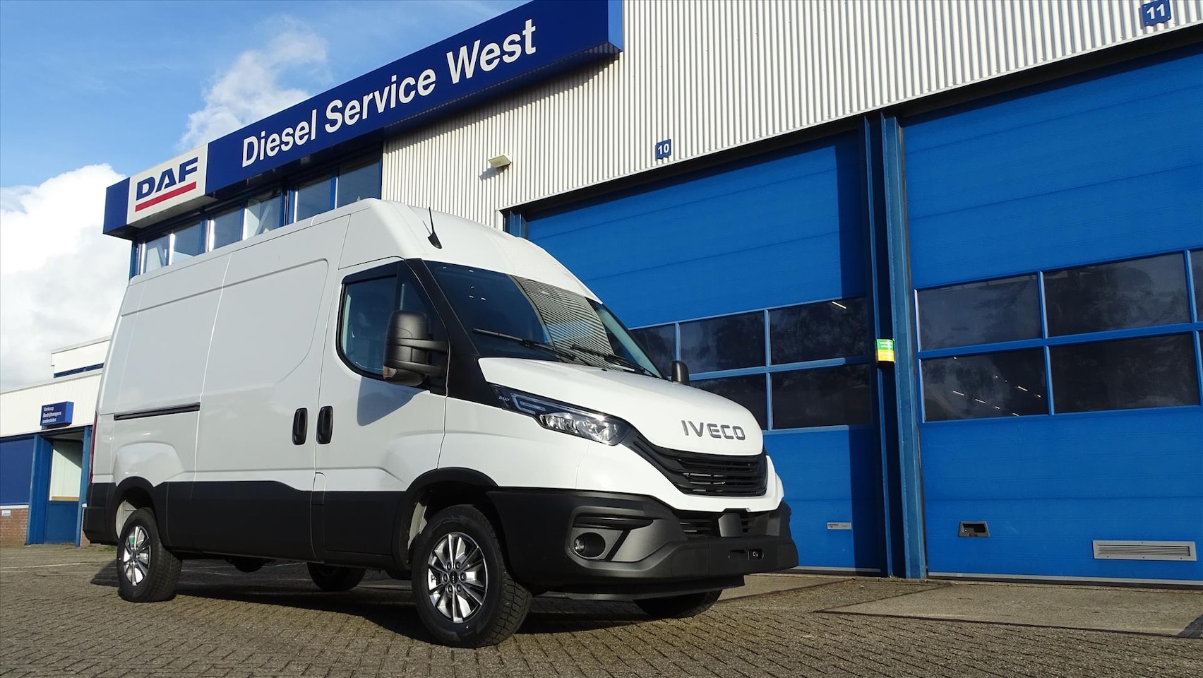 Iveco Daily - 38S16 A8 L1 - GEEN BPM! Reg. 2024 - AutoWereld.nl