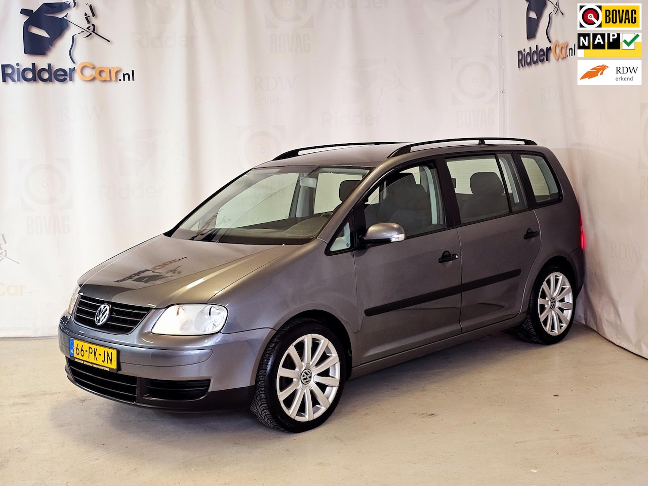 Volkswagen Touran - 1.6-16V FSI Turijn|NAP|CRUISE|TREKHAAK|3e EIG| - AutoWereld.nl