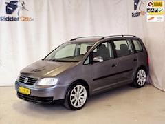 Volkswagen Touran - 1.6-16V FSI Turijn|NAP|CRUISE|TREKHAAK|3e EIG|