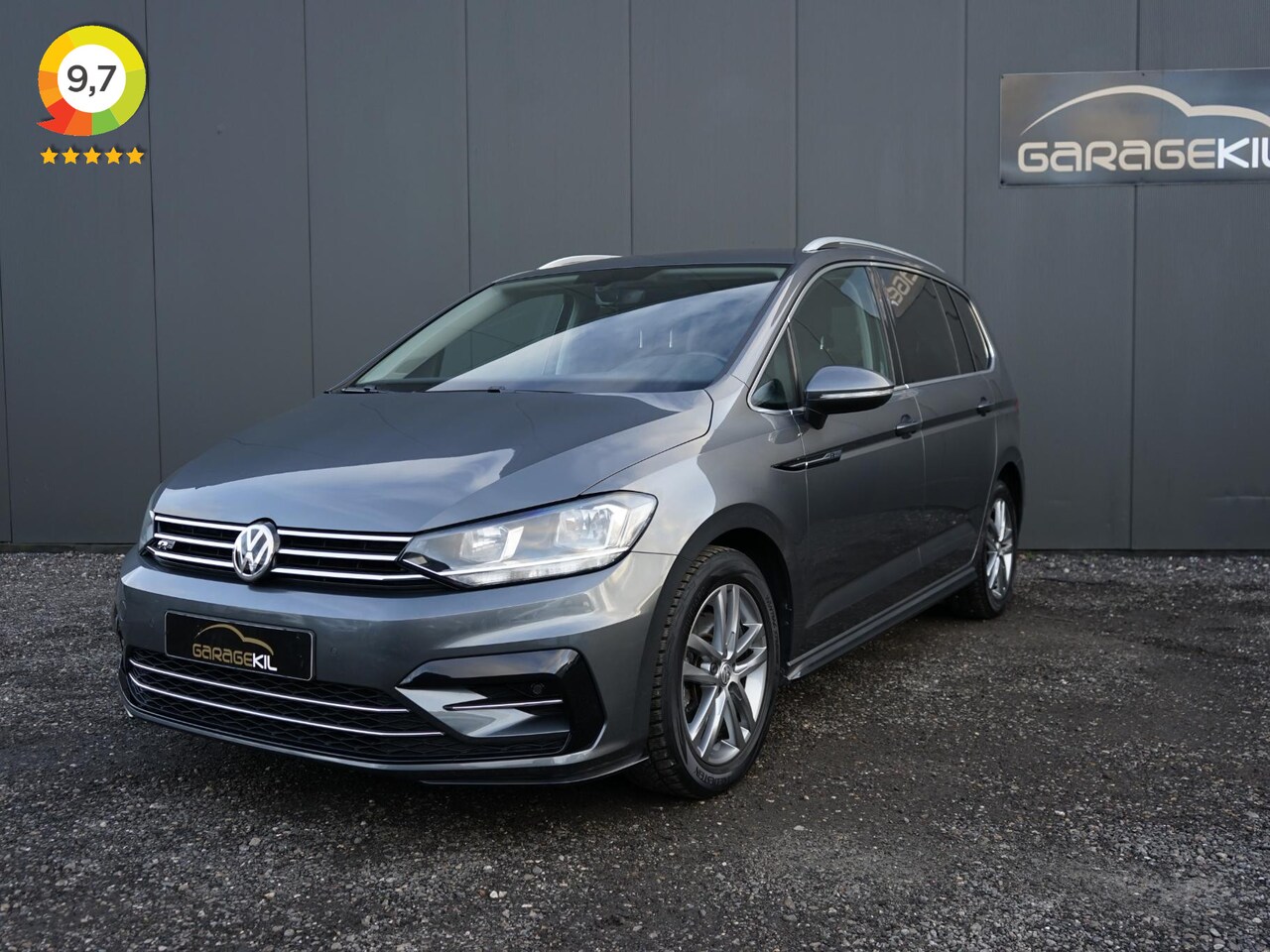 Volkswagen Touran - 1.2 TSI Highline Business R R-Line / BTW / Full Map Nav / Carplay / 1ste eigenaar / Adapti - AutoWereld.nl