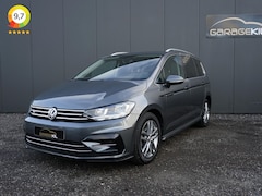 Volkswagen Touran - 1.2 TSI Highline Business R R-Line / BTW / Full Map Nav / Carplay / 1ste eigenaar / Adapti