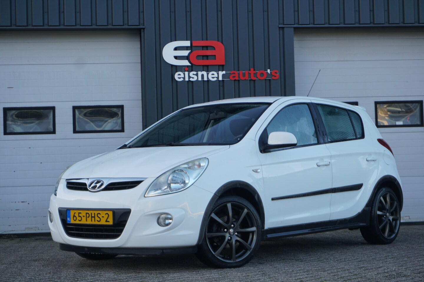 Hyundai i20 - 1.2i DynamicVersion | AIRCO | 5 DEURS | - AutoWereld.nl