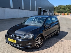 Volkswagen Golf - 1.4 TSI ACT Highline Highline Executive