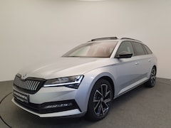 Skoda Superb Combi - 1.4 TSI 218pk iV Sportline Wegklapbare trekhaak, Panoramadak, 360 Camera