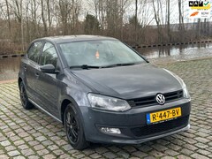 Volkswagen Polo - 1.0 Easyline airco navigatie elektrische ramen cv op afs