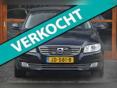 Volvo V70 - 2.0 T4 Polar | Leer | stoelverwarming | Standkachel | Xenon koplampen | DAB+ |