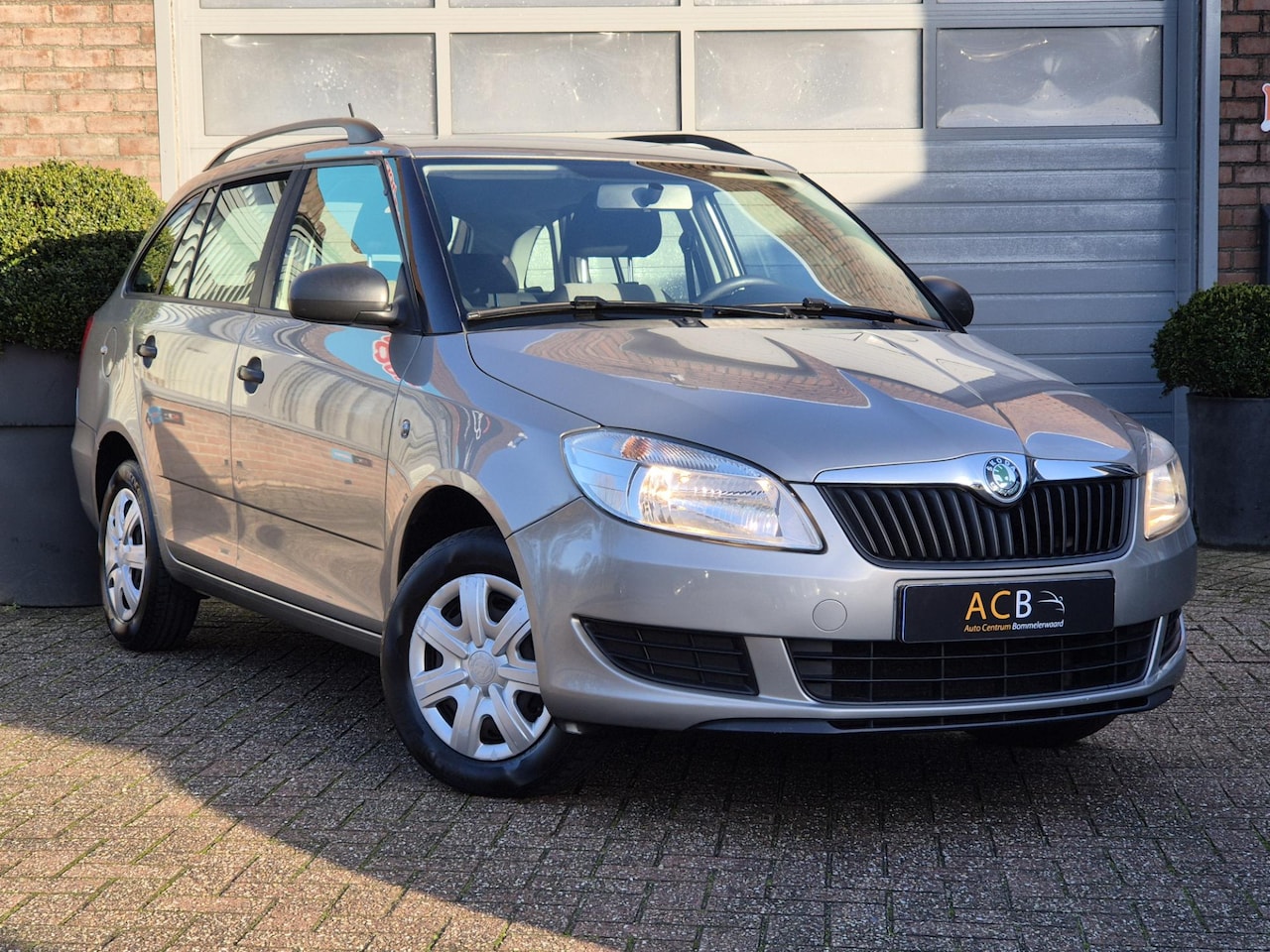 Skoda Fabia Combi - 1.2-12V Fresh Airco - AutoWereld.nl