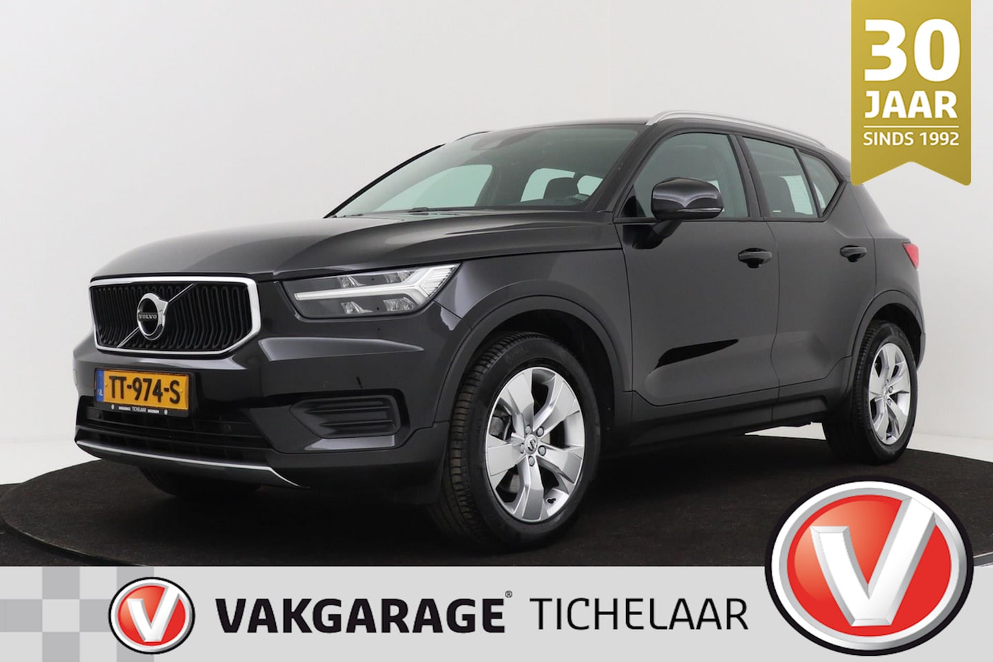 Volvo XC40 - 2.0 T4 Momentum | Uitklap Trekhaak | Dealer Ond. | Org NL | Camera | Navigatie | - AutoWereld.nl