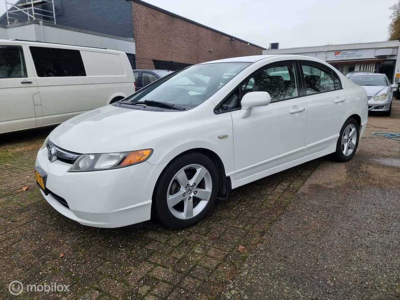 Honda Civic - 18i Automaat. LEES ALLES KMST ONLOGISCHE. - AutoWereld.nl