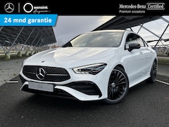 Mercedes-Benz CLA-Klasse - Coupe 180 AMG Line | Panorama-schuifdak | Parkeercamera | Stoelverwarming | Sfeerverlichti