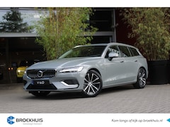 Volvo V60 - T6 Recharge AWD 350pk Essential Bright | Camera | Stuur/stoelverwarming | Climate Pack