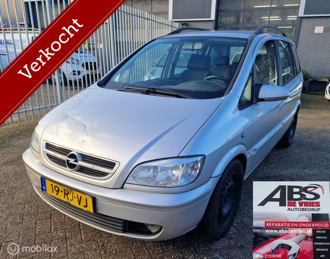 Opel Zafira - 1.6-16V Elegance lEES DE ADVERTENIE - AutoWereld.nl