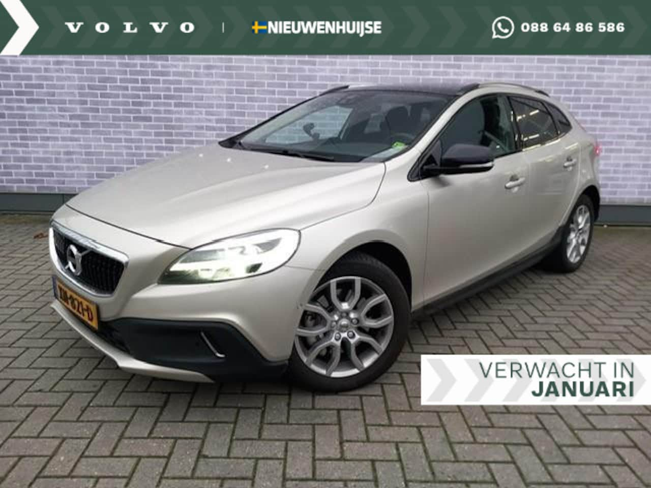 Volvo V40 Cross Country - 1.5 T3 Polar+ Luxury | Navi | Climate Control | Pano Dak | Stoelverwarming | Getint Glas | - AutoWereld.nl