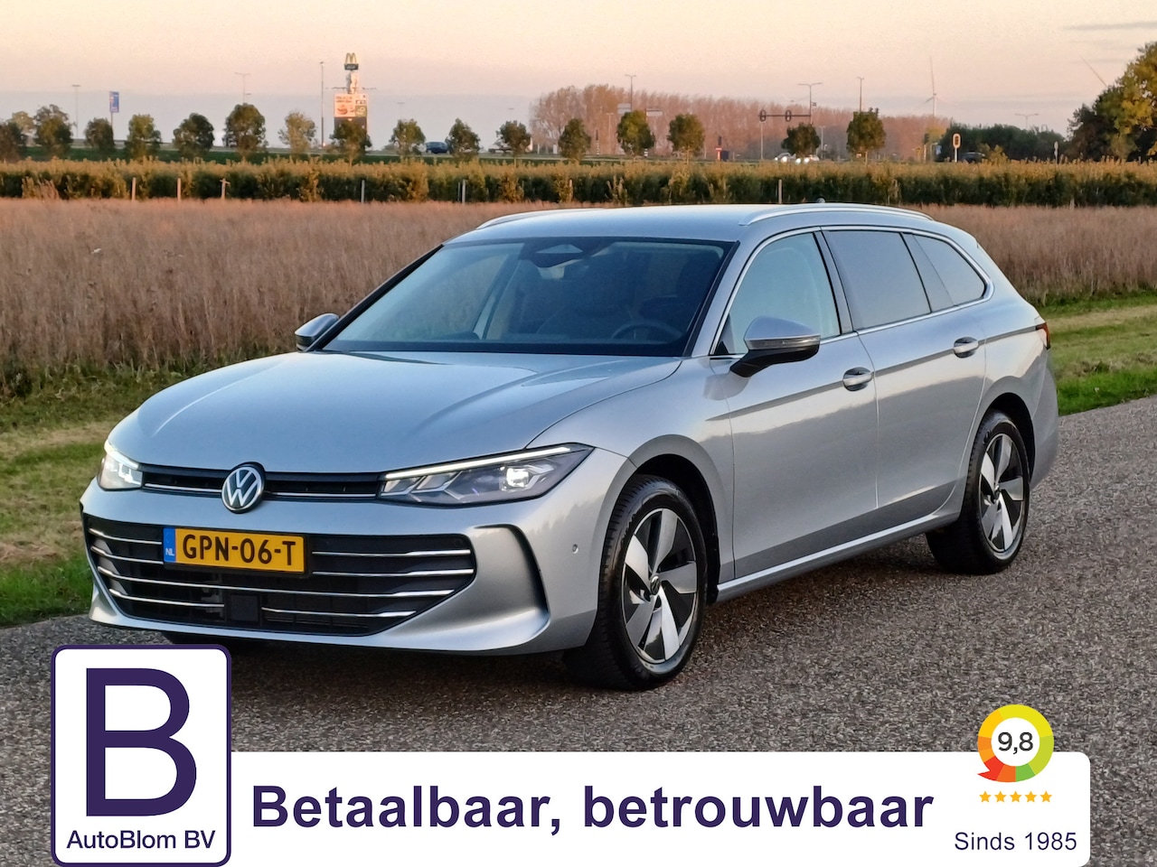 Volkswagen Passat Variant - 1.5 eTSI Elegance | Camera | Trekhaak | Carplay - AutoWereld.nl