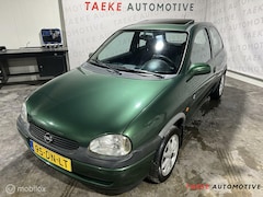 Opel Corsa - 1.2i-16V Strada apk/kantel dakje