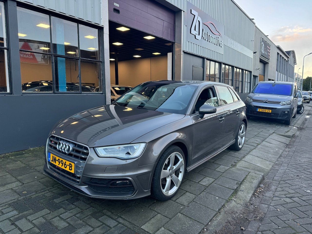 Audi A3 Sportback - 1.4 TFSI CoD Adrenalin 1.4 TFSI CoD Adrenalin - AutoWereld.nl