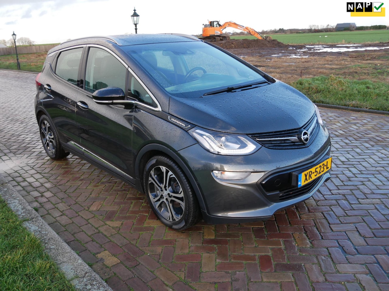 Opel Ampera-e - Business executive 60 kWh - AutoWereld.nl