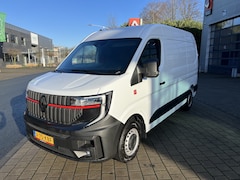 Renault Master - L2H2 130 PK NIEUW MODEL / AIRCO / MULTIMEDIA / AIRBAG/ AHW KOP / CAMERA / 4 SEIZOEN BAND /