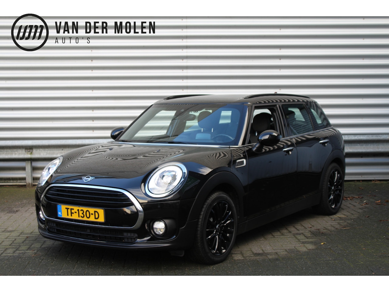 MINI Clubman - 1.5 136pk Cooper Business Edition NL-Auto NAP Clima Cruise Navi PDC 17"LMV HUD Xenon - AutoWereld.nl