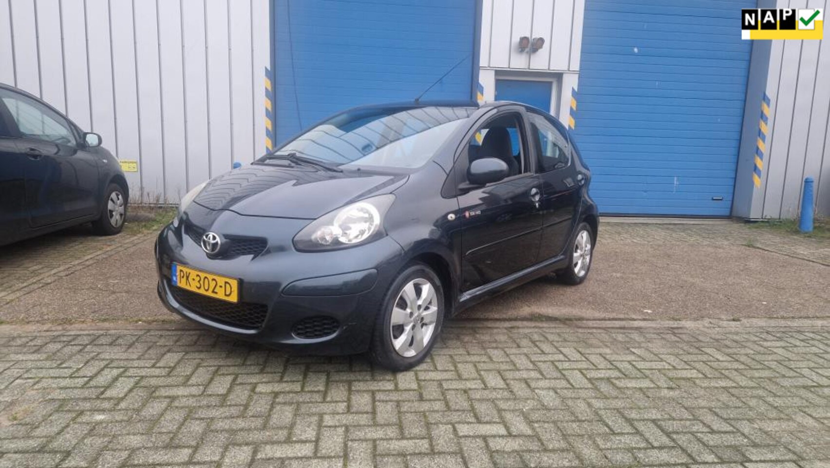 Toyota Aygo - 1.0-12V Aspiration Met Leder Bekleding. - AutoWereld.nl