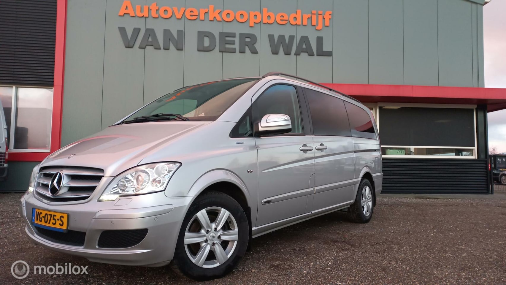 Mercedes-Benz Viano - 3.0 CDI Ambiente Edition DC Lang 3.0 CDI Ambiente Edition DC Lang - AutoWereld.nl