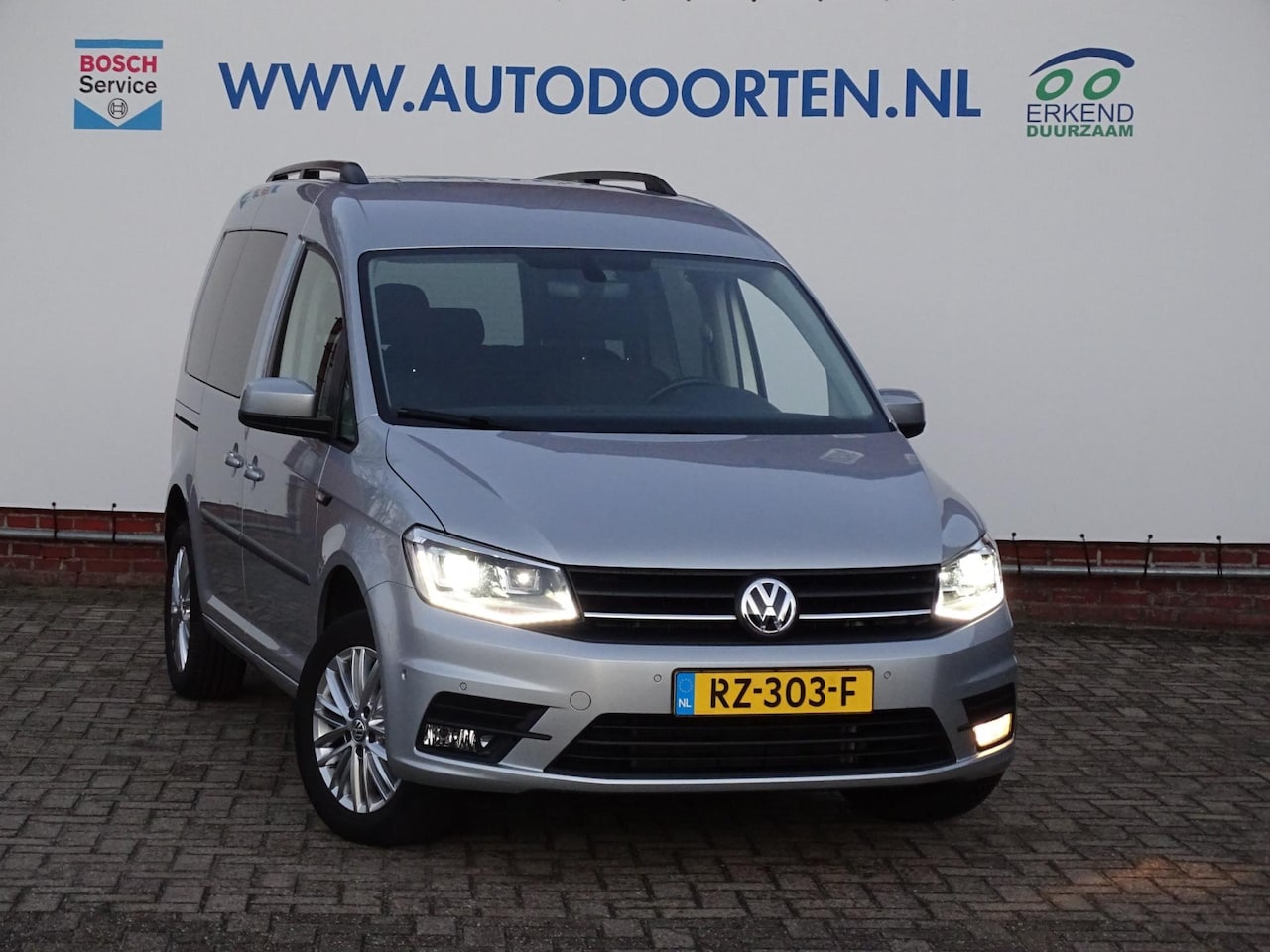 Volkswagen Caddy - 1.4 TSI Trendline|28.000KM|AUTOMAAT - AutoWereld.nl