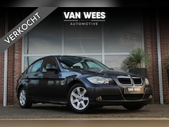 BMW 3-serie - 318i E90 Sedan Business Line | Sportstuur | Cruise-control | Stoelverwarming | PDC | Clima