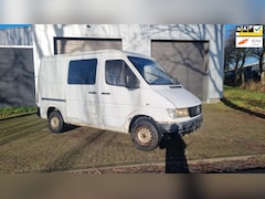 Mercedes-Benz Sprinter - 208D 312D 1999 MANUEEL SHORT GERMANY CAR