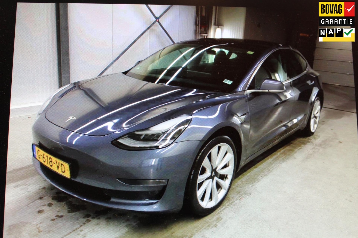 Tesla Model 3 - Long Range RWD Long Range AWD 75 kWh TREKHAAK / 19" LM / AUTOPILOT / PANODAK / 1e EIG / LAGE KM! - AutoWereld.nl