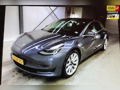 Tesla Model 3 - Long Range AWD 75 kWh TREKHAAK / 19" LM / AUTOPILOT / PANODAK / 1e EIG / LAGE KM