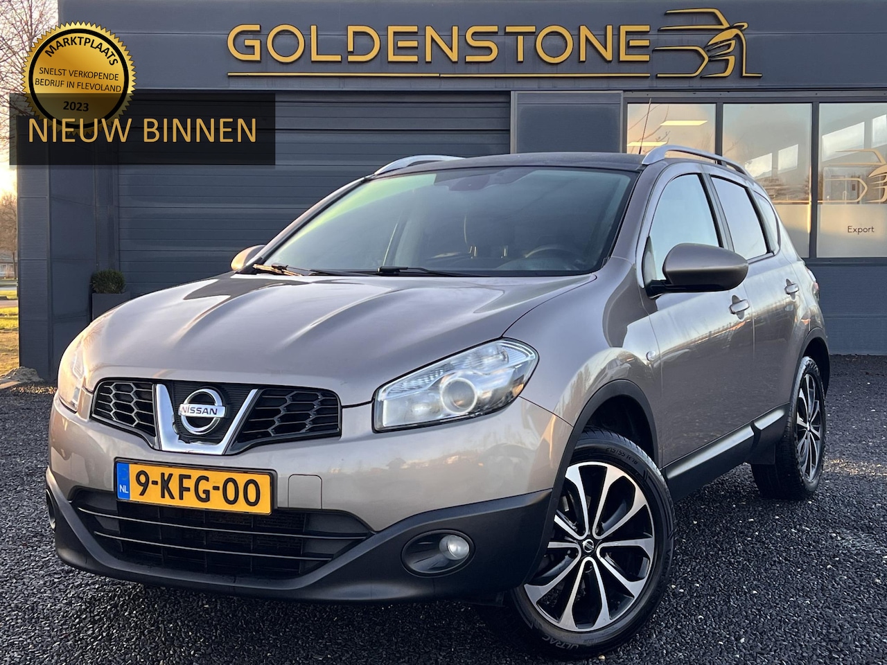 Nissan Qashqai - 1.6 Connect Edition Navi,Clima,Cruise,Pano,Camera,Trekhaak,N.A.P,APK tot 11-2025 - AutoWereld.nl