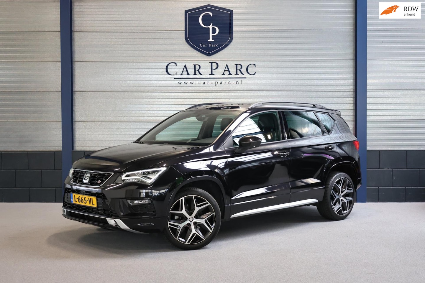 Seat Ateca - 1.4 EcoTSI FR LED/VIRTUAL/SFEER/HALF LEER+ALCANTARA/360/CAM/19''LMV/CRUISE/ECC/12 MDN GARA - AutoWereld.nl