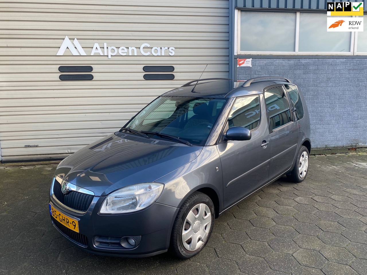 Skoda Roomster - 1.4-16V Navigator Eerste eigenaar / Airco / NAP / APK 06-2025 - AutoWereld.nl