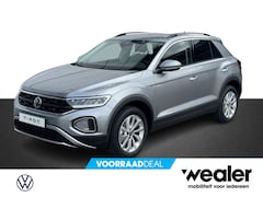 Volkswagen T-Roc - Life Edition 1.0 81 kW / 110 pk TSI SUV 6 versn. H and