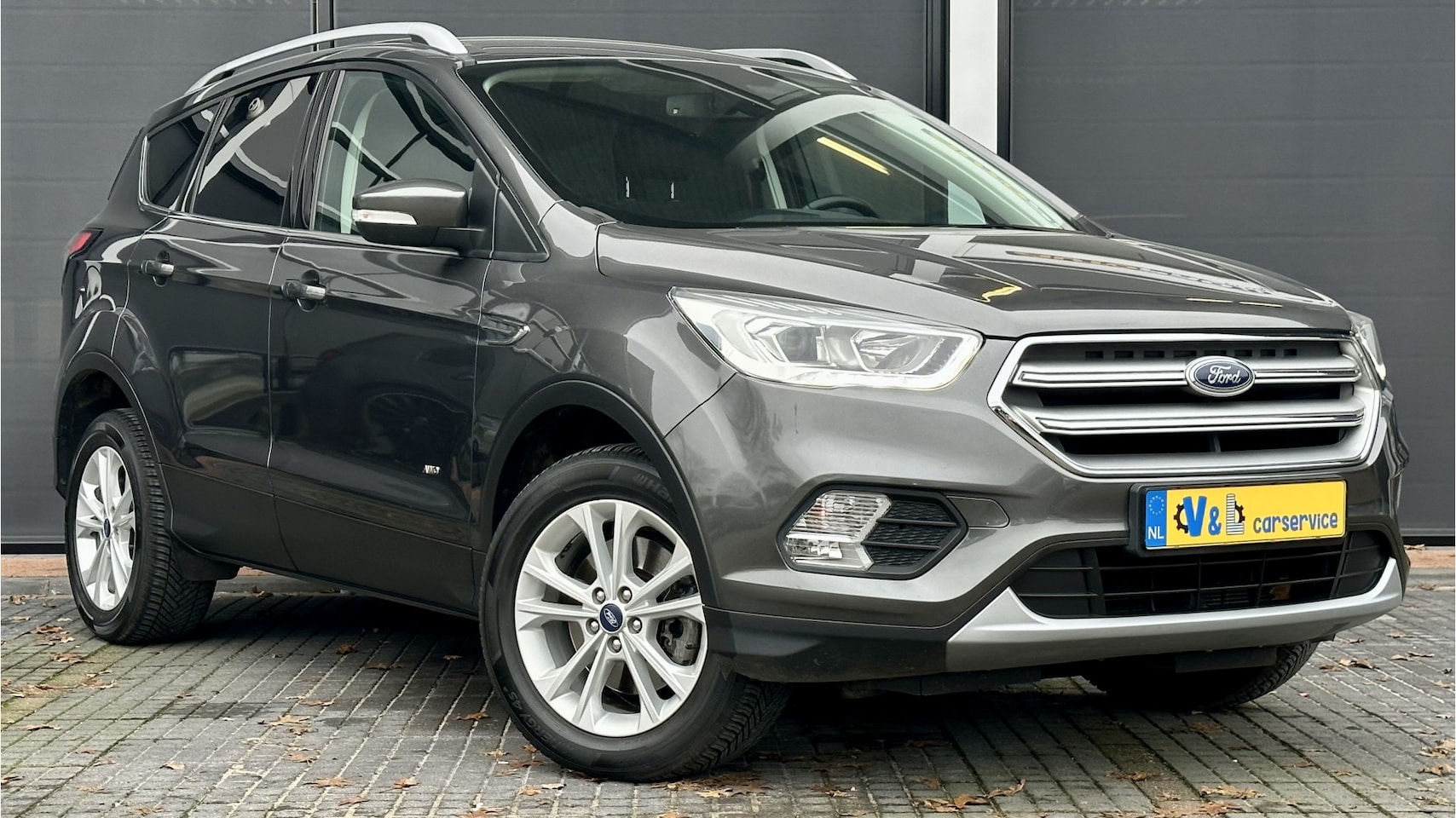 Ford Kuga - 1.5 EcoBoost ST Line Clima / Cruis / Lichtmetaal / Trekhaak - AutoWereld.nl