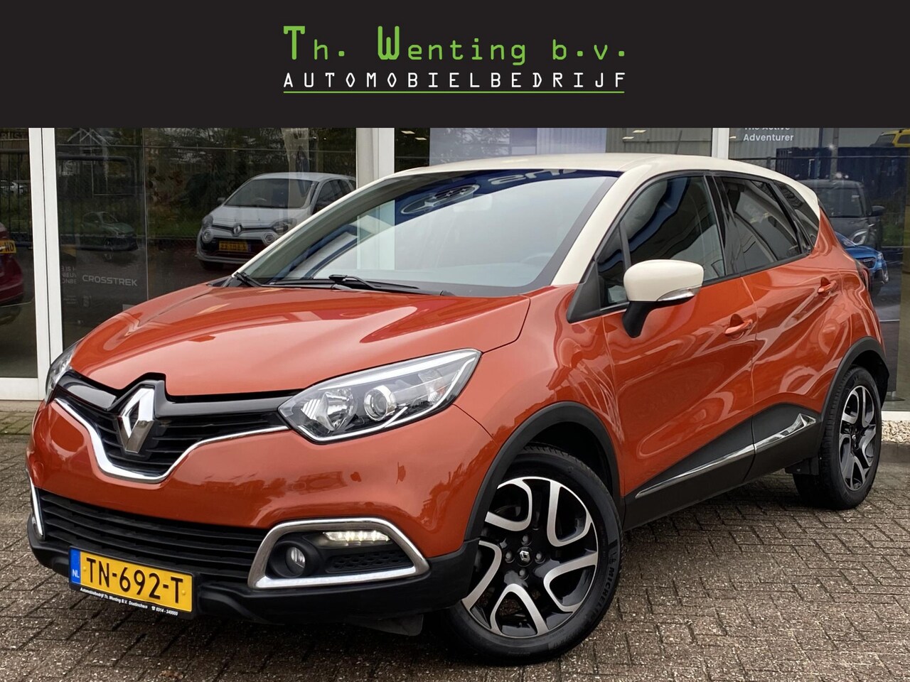 Renault Captur - 1.2 TCe Expression | Verwarmde Voorstoelen | Navigatie | Achteruitrijcamera | Parkeersenso - AutoWereld.nl